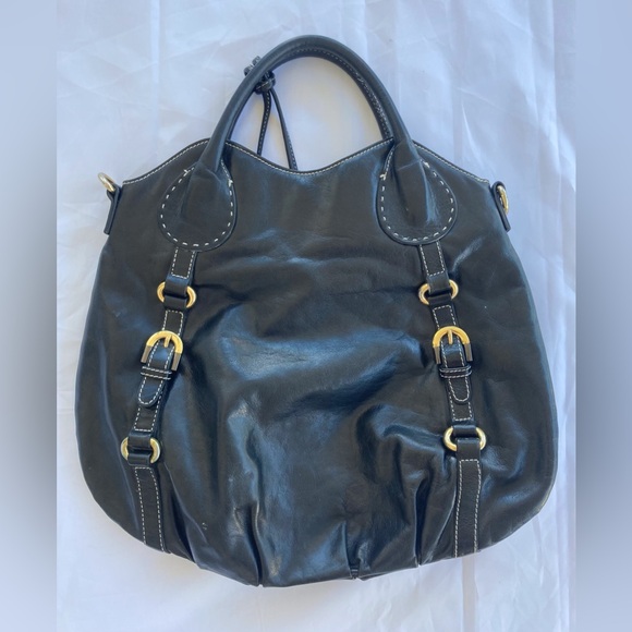 BADGLEY MISCHKA BLACK LEATHER BAG WITH SILVER AND GOLD TONED HARDWARE & BRANDING - Picture 6 of 16